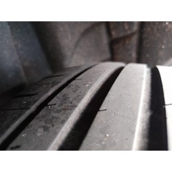 VOLKSWAGEN TAIGO 150 TSI DSG R-LINE